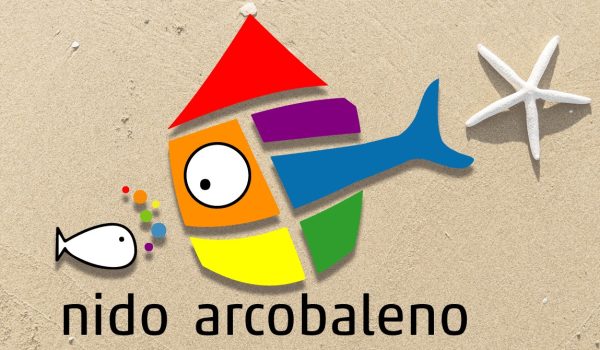 logo Arcobaleno su sfondo sabbia